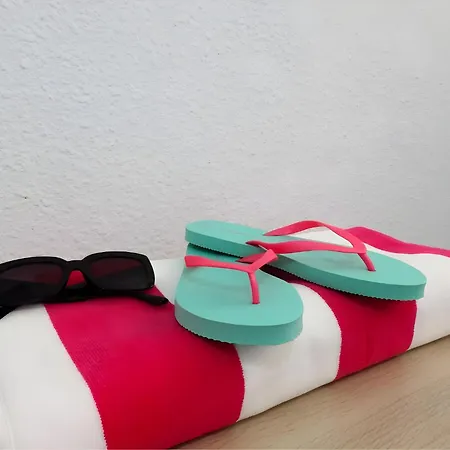 Апартаменты Summerland Ocean View Арона